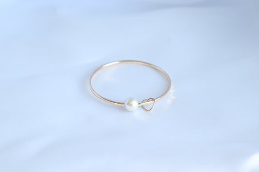 White Freshwater Pearl Bangle